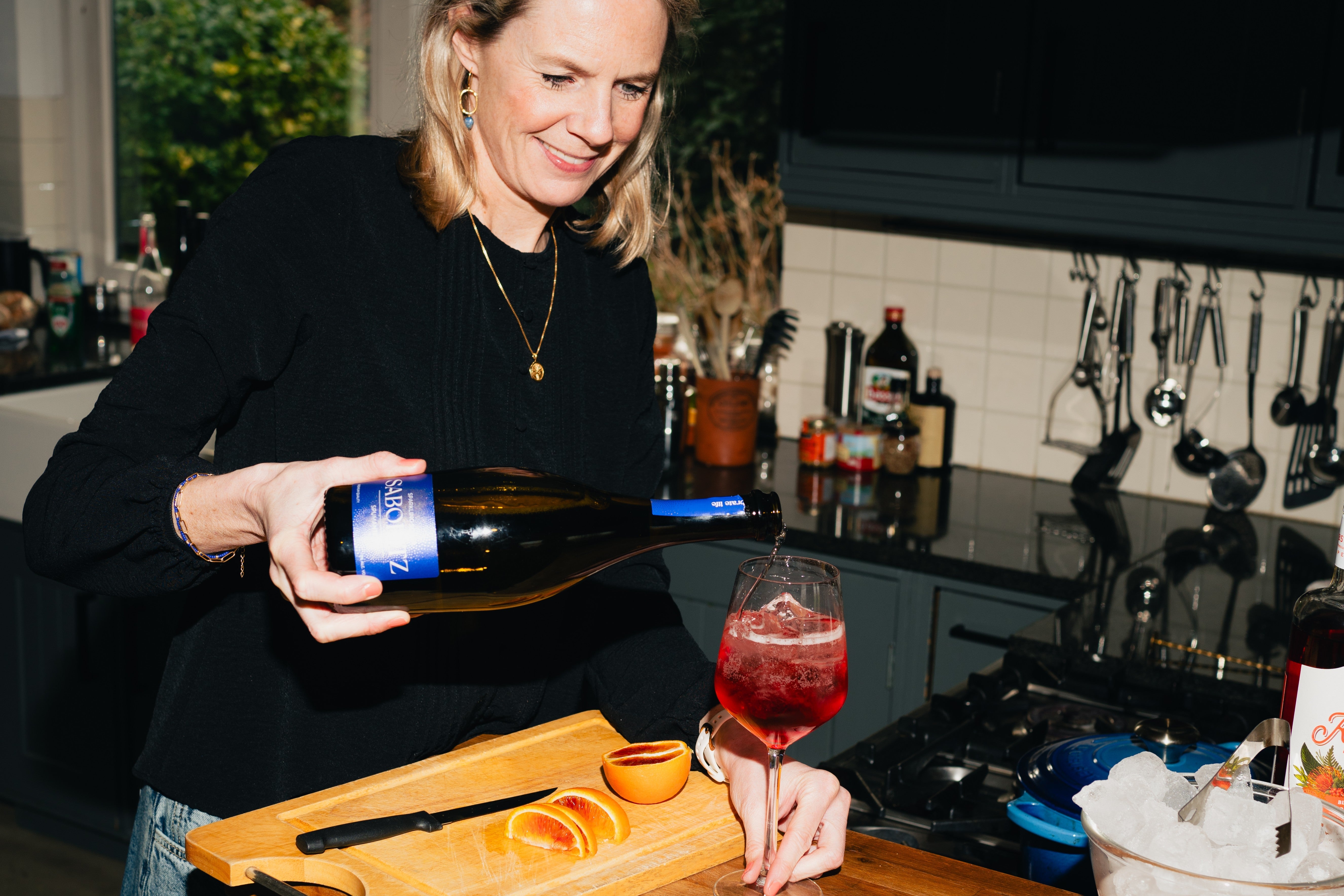 Alcohol-free Aperol Spritz: fresh, bittersweet & festive