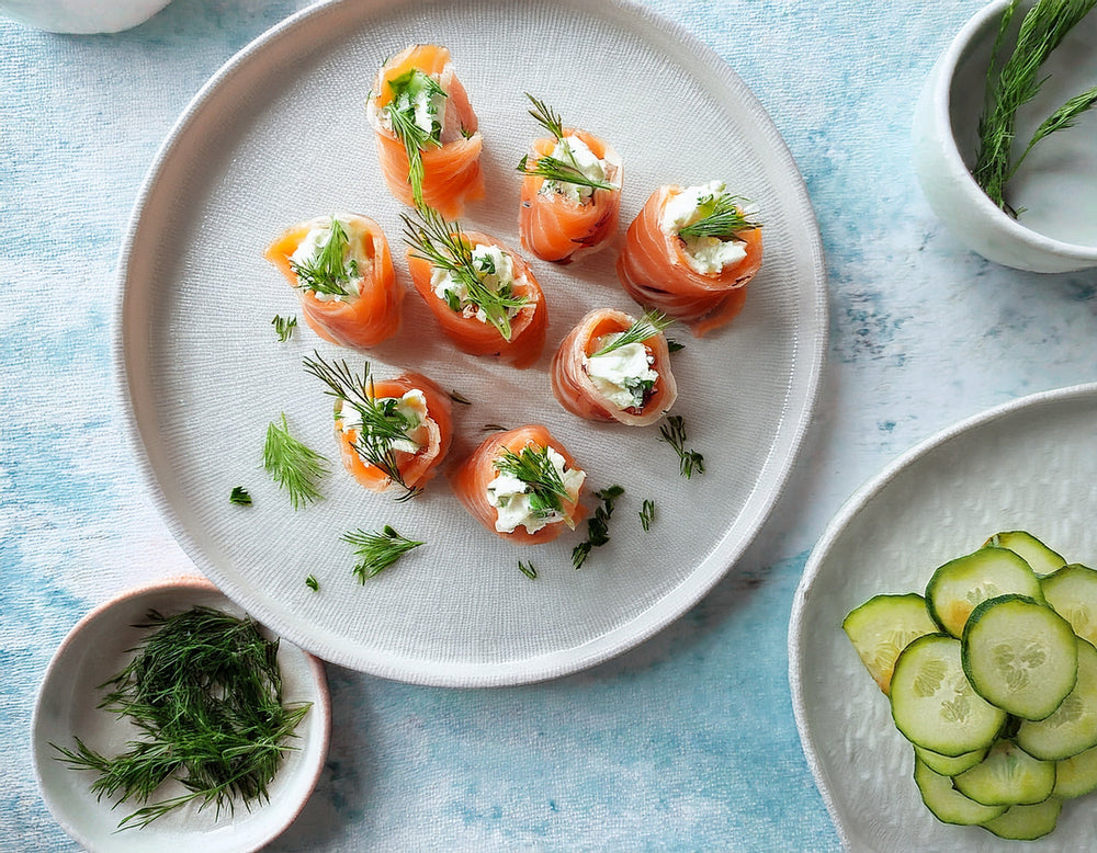 Smoked salmon rolls with cucumber