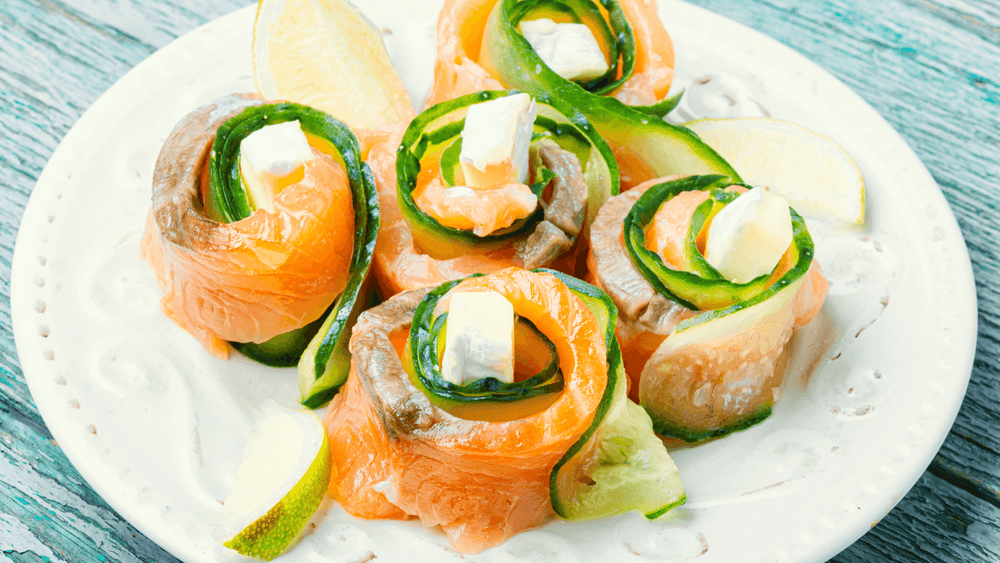 Smoked salmon rolls with cucumber