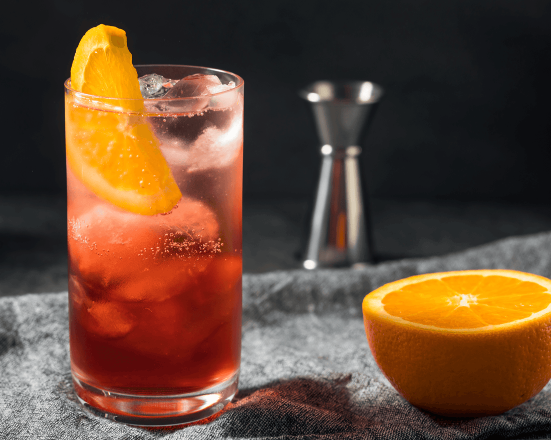 Roots Divino Rosso Spritz mocktail