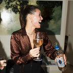Genieten op een feestje van de Alcoholvrije rosé van La Vie en Zero