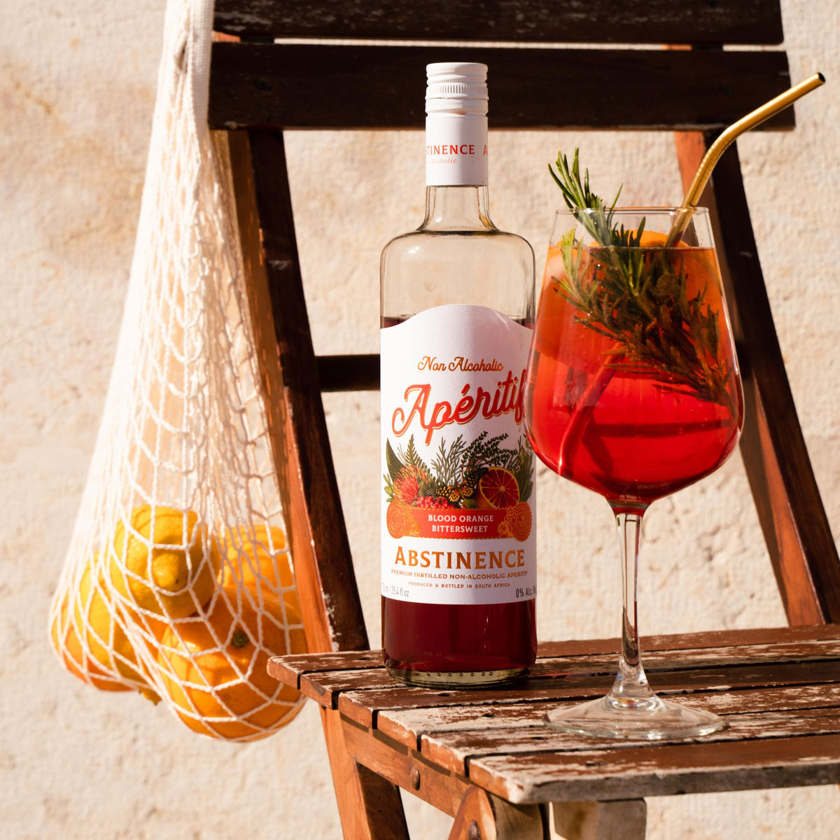 alcoholvrije-aperol-spritz-fris-bitterzoet-feestelijk-world-of-nix