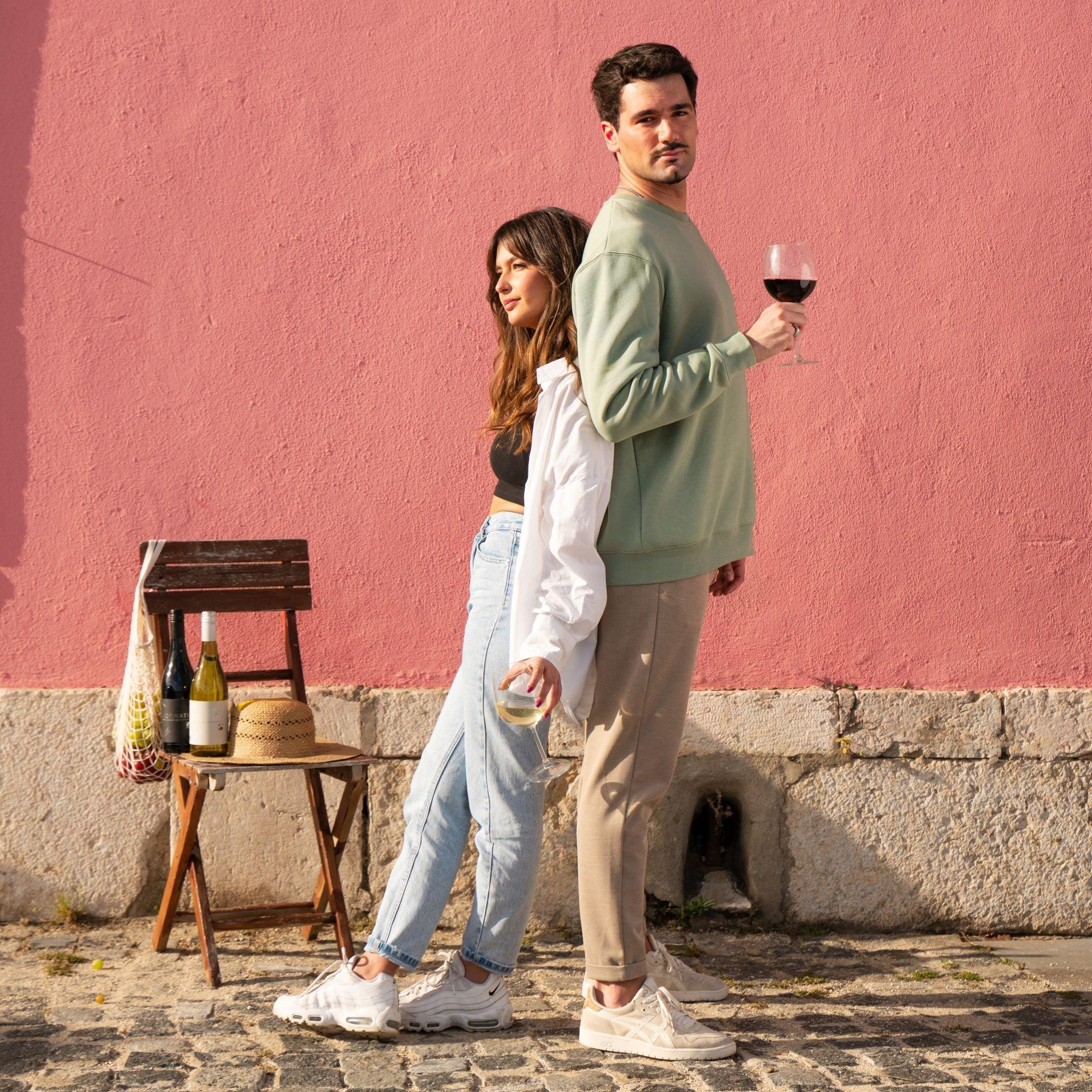 Alcoholvrije witte en rode wijn van Cognato drinken 