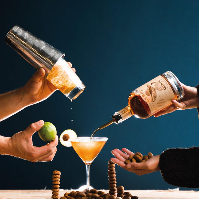 Alcoholvrije cocktail met Lyre's amaretti