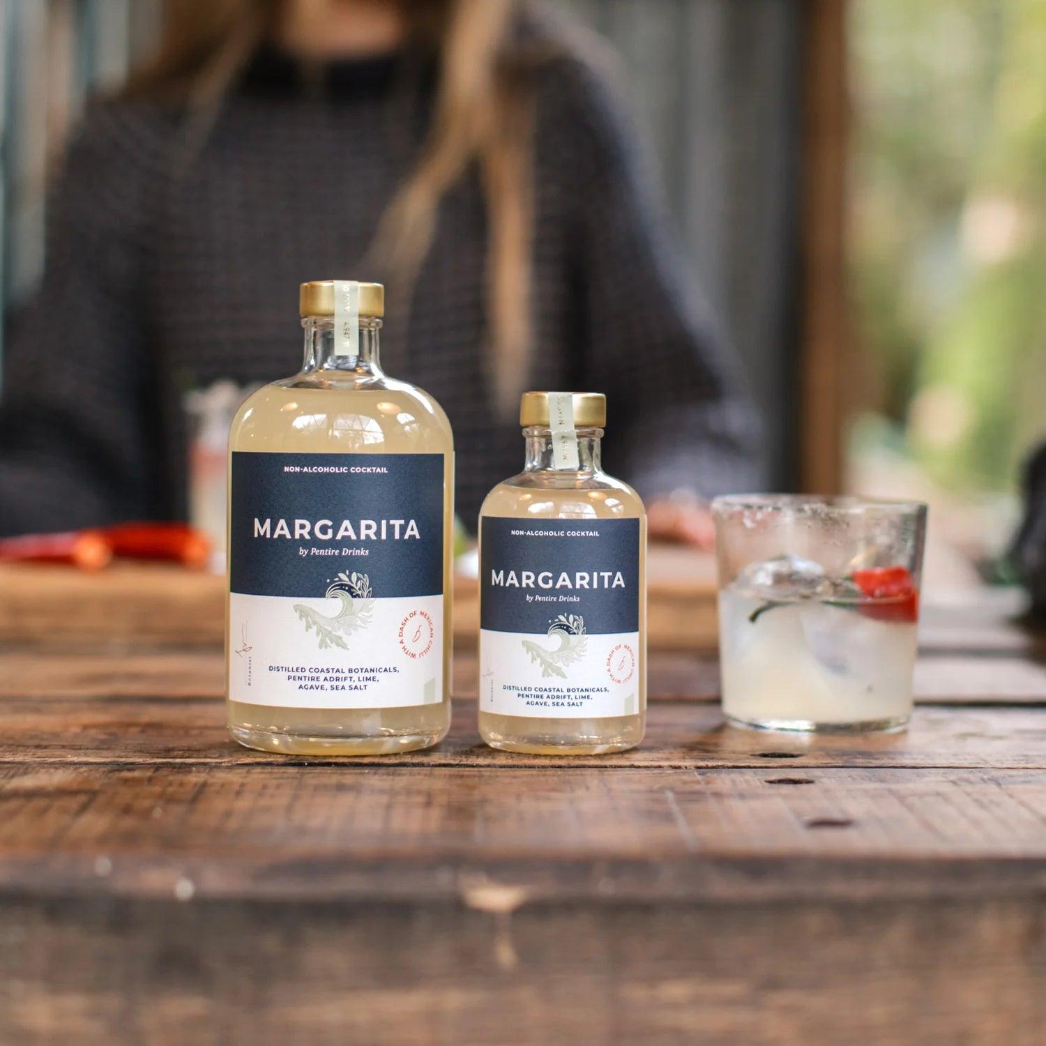 De alcoholvrije margarita van 200ml en 500ml naast elkaar gepresenteerd.