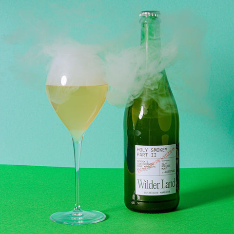 Kombucha van Wilder Land Holy Smokey